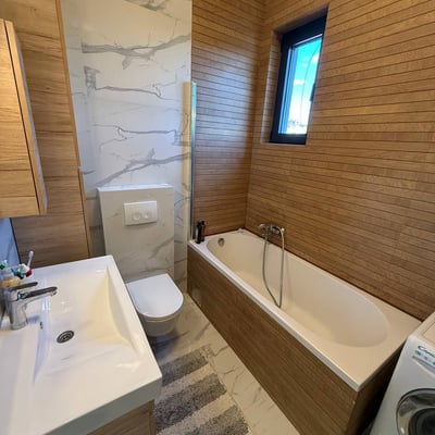 Аренда просторной 4-комнатной квартиры с видом на Ботанический сад, 92 м², центр Белграда, Сербия